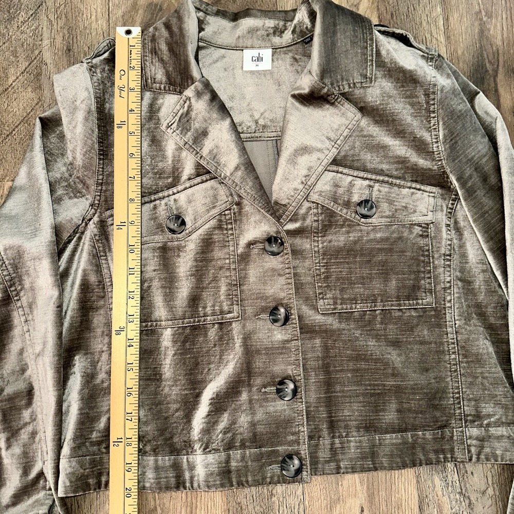 Cabi Velvet Utility Jacket M Taupe Shimmer Military Cropped Luxe Button Front - Picture 13 of 14